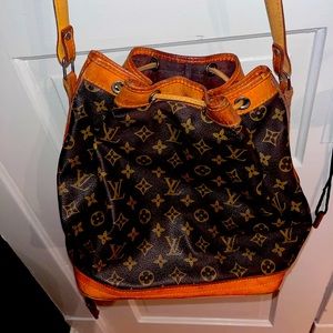 Vintage lv bucket bag